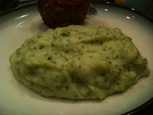 Cheesy Broccoli Potato Mash