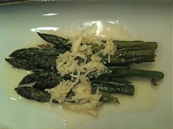 Roasted Asparagus with Garlic-Lemon Sauce